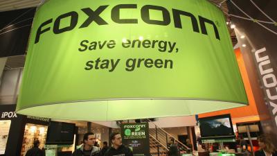 Foxconn Will Drain 26.5 Megalitres Of Water Per Day From Lake Michigan To Make LCD Screens