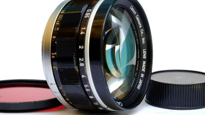A Thief Just eBayed A $4000 Custom Canon Lens For $84,700