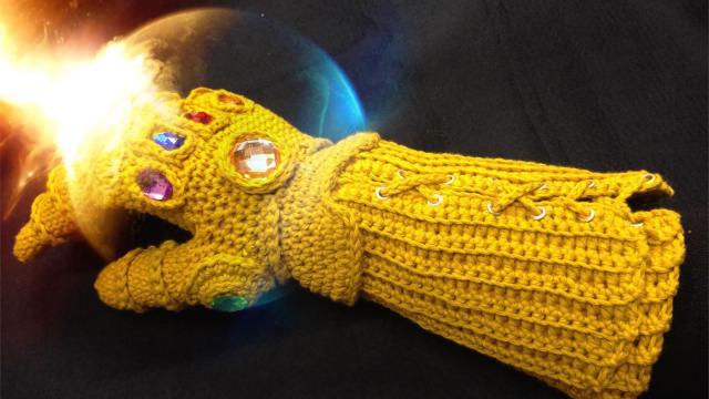 This Crochet Infinity Gauntlet Lets You Rule The Universe With A Warm, Woollen Fist