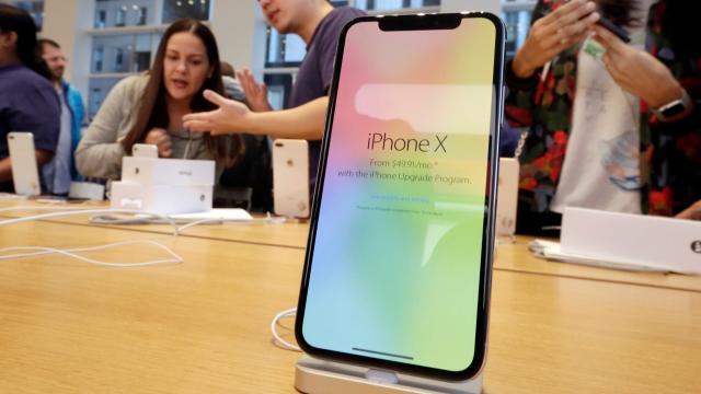 Apple Posts, Deletes Job Listing That Sounds Suspiciously Like It’s For Making In-House iPhone Modems