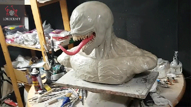 This Guy’s Terrifyingly Detailed Venom Sculpture Should Bump Michelangelo’s David Off Its Museum Pedestal