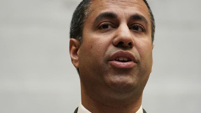 US Senators Demand FCC Answer For Fake Comments After Realising Their Identities Were Stolen