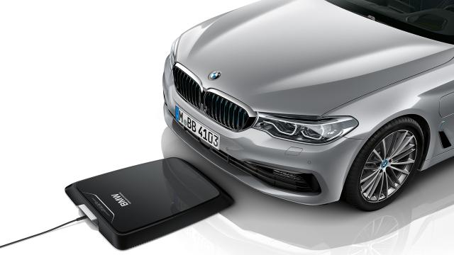 BMW Launches World’s First Wireless Charging For Electric Cars