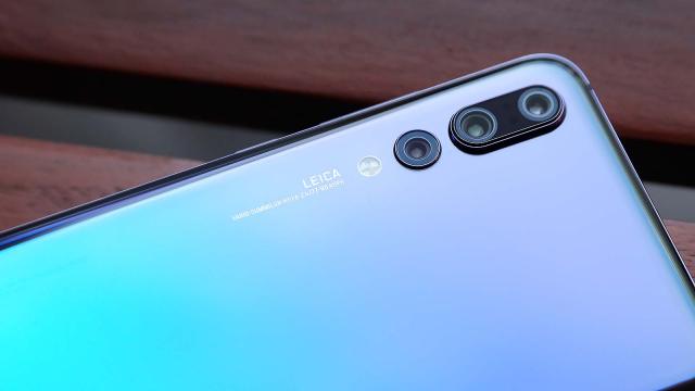 You Can Now Unlock Huawei Smartphones With Your Face