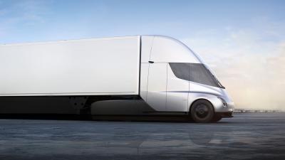 Australian Roads Are Too Tight For Tesla’s Enormous Semi