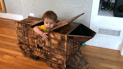 It’s OK To Be Jealous Of This Toddler’s Magnificent Star Wars Sandcrawler Toy Box