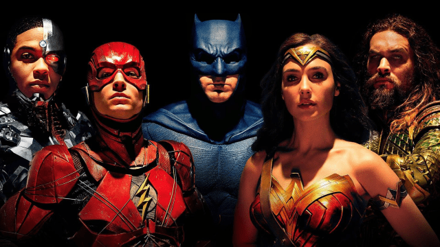 People Are Asking AT&T Customer Service To Release The Snyder Cut Of Justice League