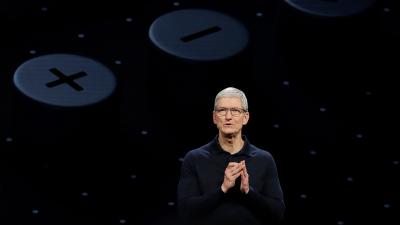 The Trump Administration Reportedly Promised Tim Cook There Won’t Be Tariffs On iPhones