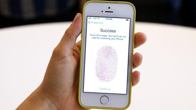There’s A Brute Force Hack That Can Bypass The iPhone’s Passcode Limit