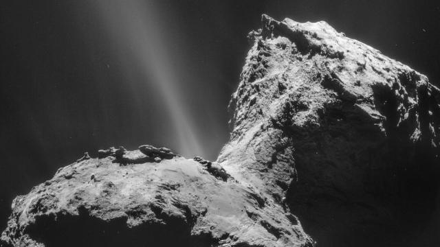 The Rosetta Image Archive Is Now Complete And Freely Available, So You Can See A Comet Like Never Before