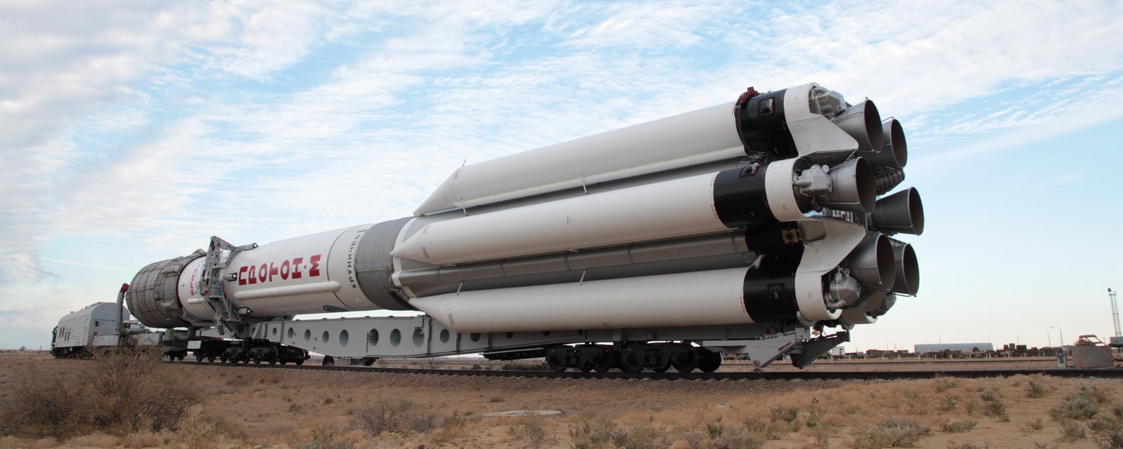 Russia Will Stop Building Their 53-Year-Old Workhorse Proton Rockets And It’s Partially Elon Musk’s Fault