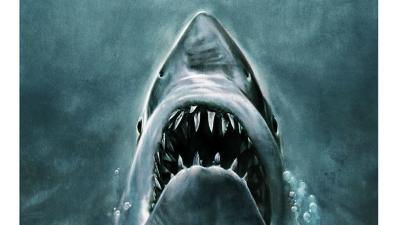 The Original Jaws Poster Is Getting The Limited Edition Version It Rightfully Deserves