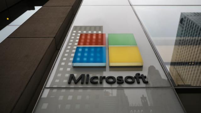 Survey: Few Microsoft Staffers See Need To Cut Ties With ICE, Despite Thousands Of Caged Kids