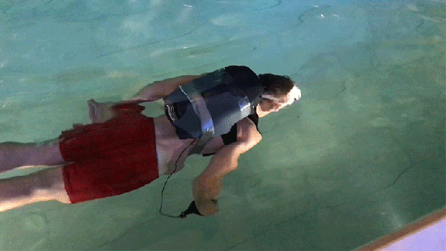 An Aspiring Rocketeer Built This 3D-Printed, Underwater Jetpack