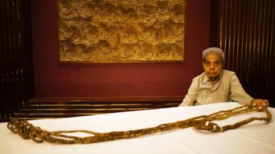 After Growing World’s Longest Nails Out Of Spite, Man Sells 30-Foot Talons For Enough ‘To Retire’ On