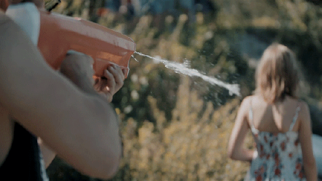 Now There’s A Water Gun That Shoots Liquid Bullets And Refills Itself