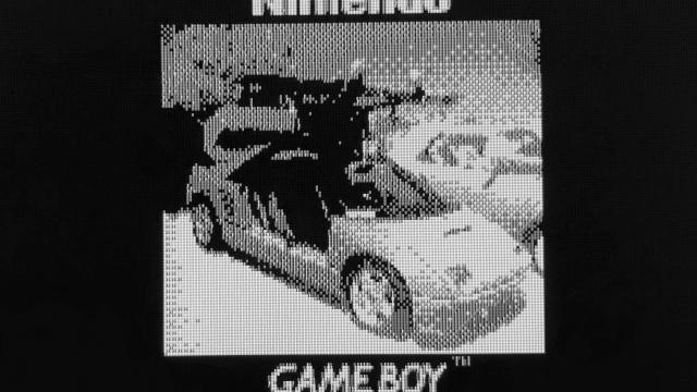 This Hero Shot A ’90s Themed Car Show With A Game Boy Camera