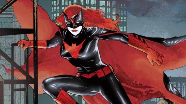 Batwoman Needs A Phenomenal Wig For Her Live-Action CW Show