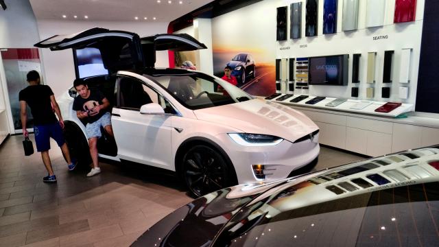 Report: Saudi Arabia May Be Planning A Major Bid For Tesla’s Leveraged Buyout