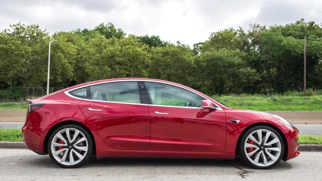 Tesla’s Cheap Model 3 Will Lose Money For The Automaker: Analyst