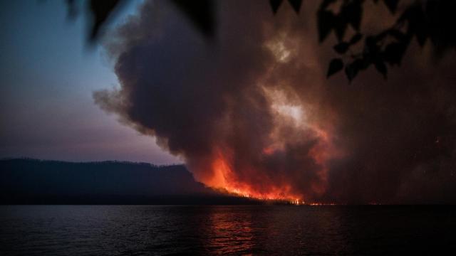 American Wildfire Forces Canadian National Park To Shut Down