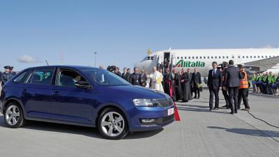 Here’s The Pope Just Cruising In A Skoda Wagon