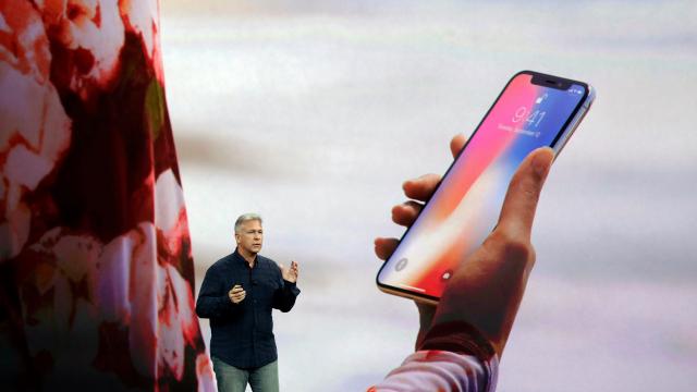Report: Apple Probably Won’t Launch iPhones With An In-Display Version Of Touch ID Anytime Soon