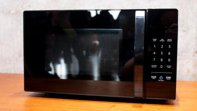 Amazon’s Alexa Microwave Is As Dumb As It Is Brilliant