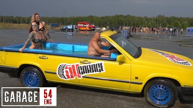 This Volvo Was Modded Into A Driveable Swimming Pool
