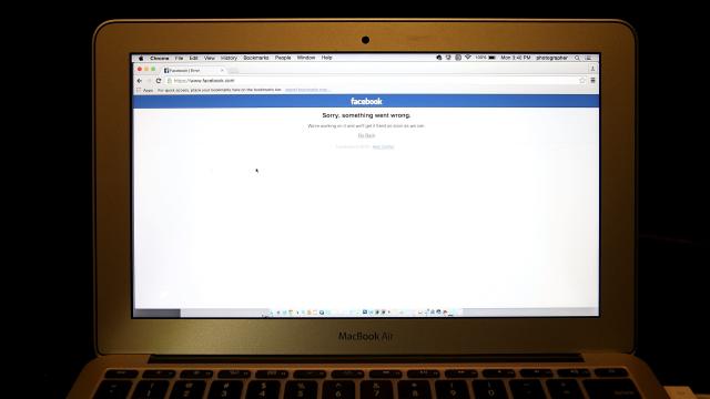 Facebook Glitch Stopped Some Users With A Lot Of Posts From Deleting Their Accounts