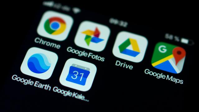 Google, Burned By $7 Billion Fine, Tells Europe That Phone Makers Will Have To Pay To Preload Apps