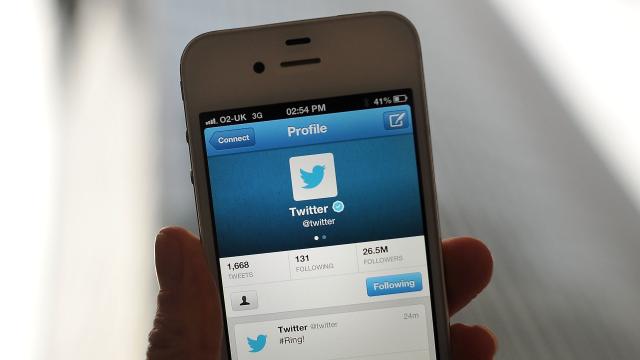 Twitter Tests New Button To See The Latest Tweets First