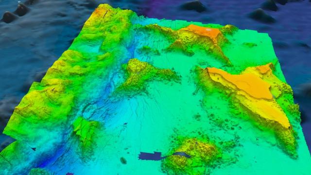 Observations From Mariana Trench Show Inner Earth Is Sucking Up Far More Water Than Previously Thought