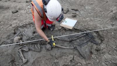 Medieval Skeleton Wearing Leather Thigh-High Boots Found In River Thames