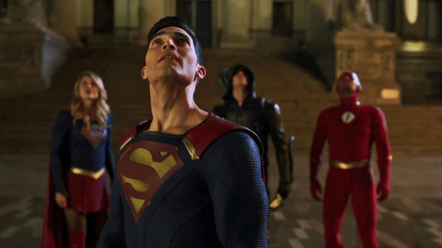 Io9 Roundtable: Breaking Down The Earth-Shattering Arrowverse Revelations Of Elseworlds Part One