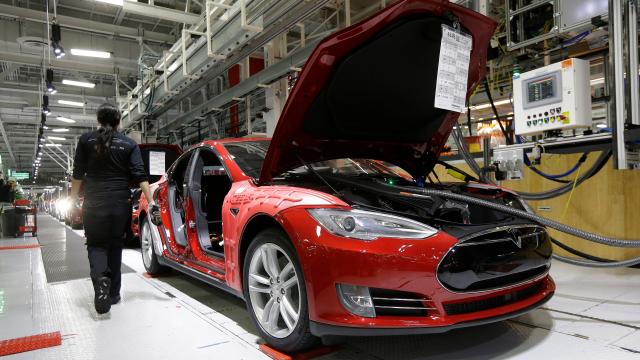 Tesla Employee Claims It’s Still Preventing Union Organising