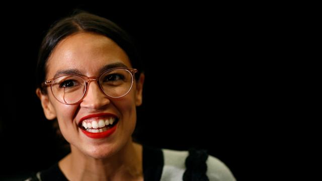 New Poll Shows Basically Everyone Likes Alexandria Ocasio-Cortez’s Green New Deal