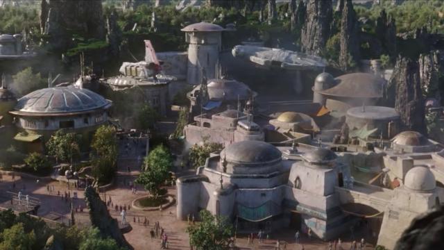 This New Footage Of Star Wars: Galaxy’s Edge Is Spectacular