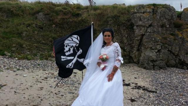 Woman Breaks Up With Ghost Pirate Husband. Love Is Literally Dead