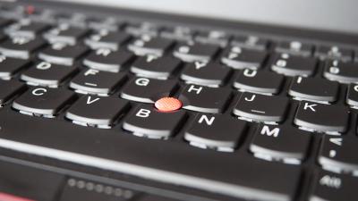 Adding A ThinkPad Nubbin To A Mechanical Keyboard Is An Incredibly Nerdy Hack