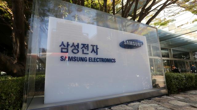 Samsung Joins Apple In The Revenue Estimate Hurt Locker