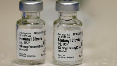 Police And Media Keep Spreading The Myth That Merely Touching Fentanyl Can Kill You