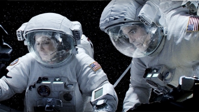 Studio Producers Wanted Alfonso Cuarón To Give Gravity A Much More Comforting Ending