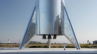 Strong Texas Winds Hit Elon Musk’s Starship Prototype And Down It Goes