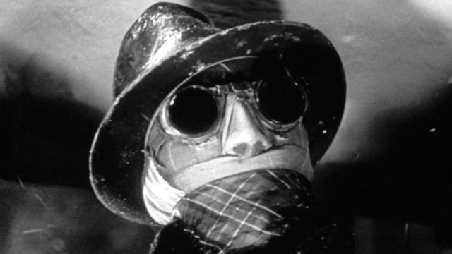A New Invisible Man Film Rises As The Dark Universe Dies