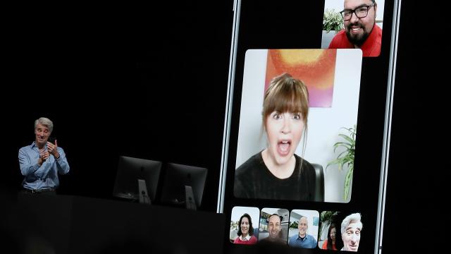 You Can Now Download A Fix For That Scary Apple FaceTime Eavesdropping Bug