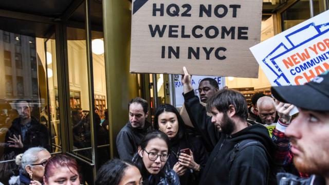 Amazon Abandons HQ2 Campus In New York
