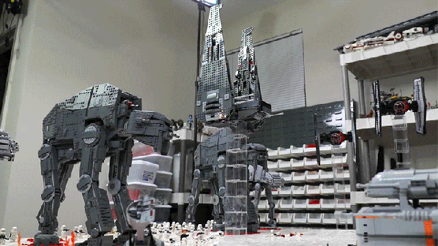 Over 100,000 LEGO Bricks Were Used To Recreate The Final Battle Of Star Wars: The Last Jedi