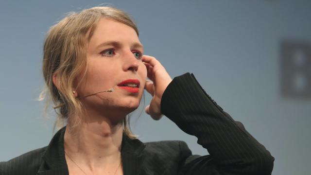 Chelsea Manning Faces Contempt Hearing For Refusing To Answer Grand Jury Questions On WikiLeaks