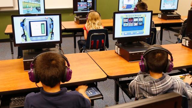 New Senate Bill Bans Online Ads Targeting Kids Under 13, Gives Teens Power To ‘Erase’ Personal Data